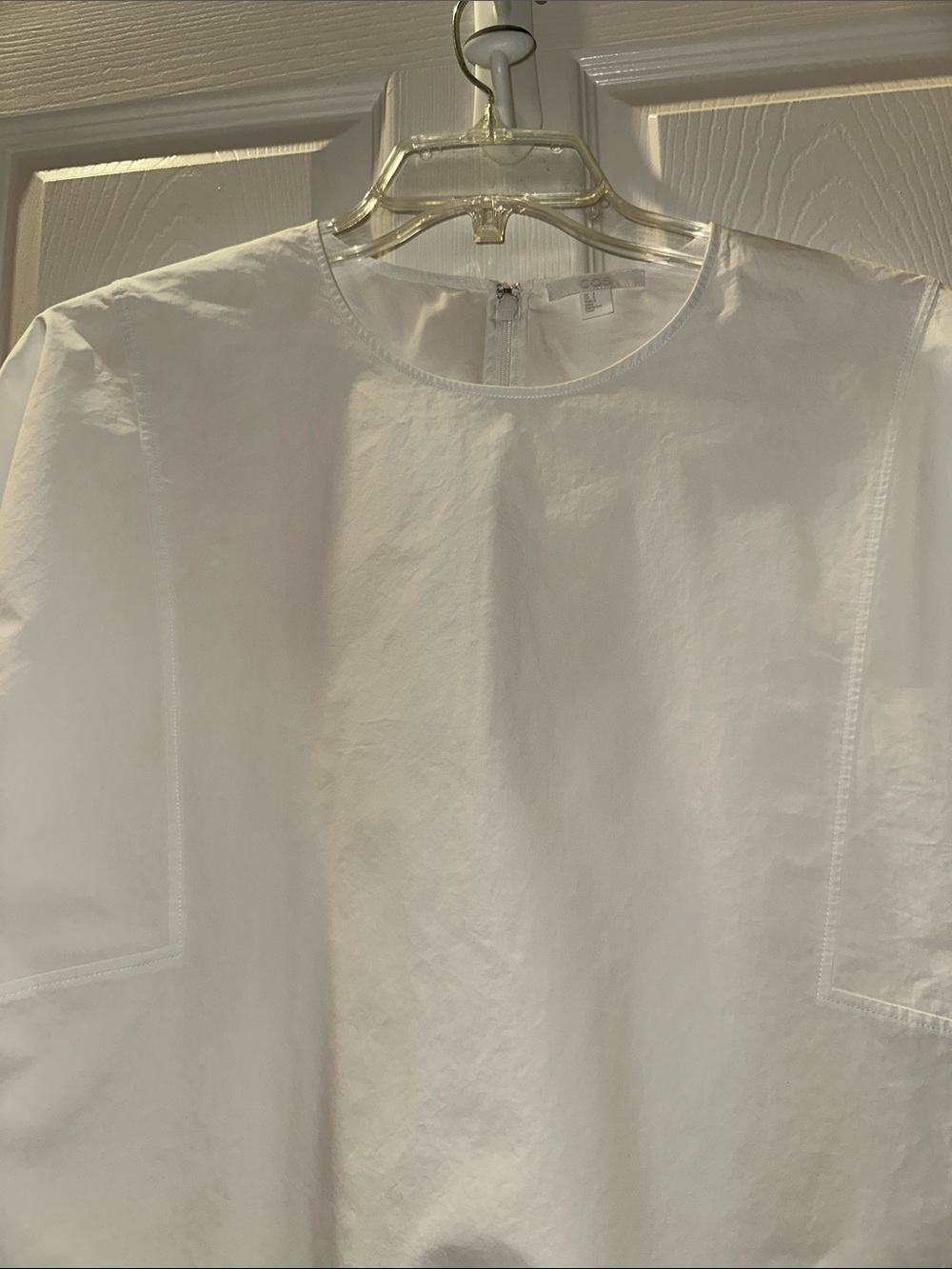 COS White Women's Top with Subtle Logo Trim - Picture 4 of 5